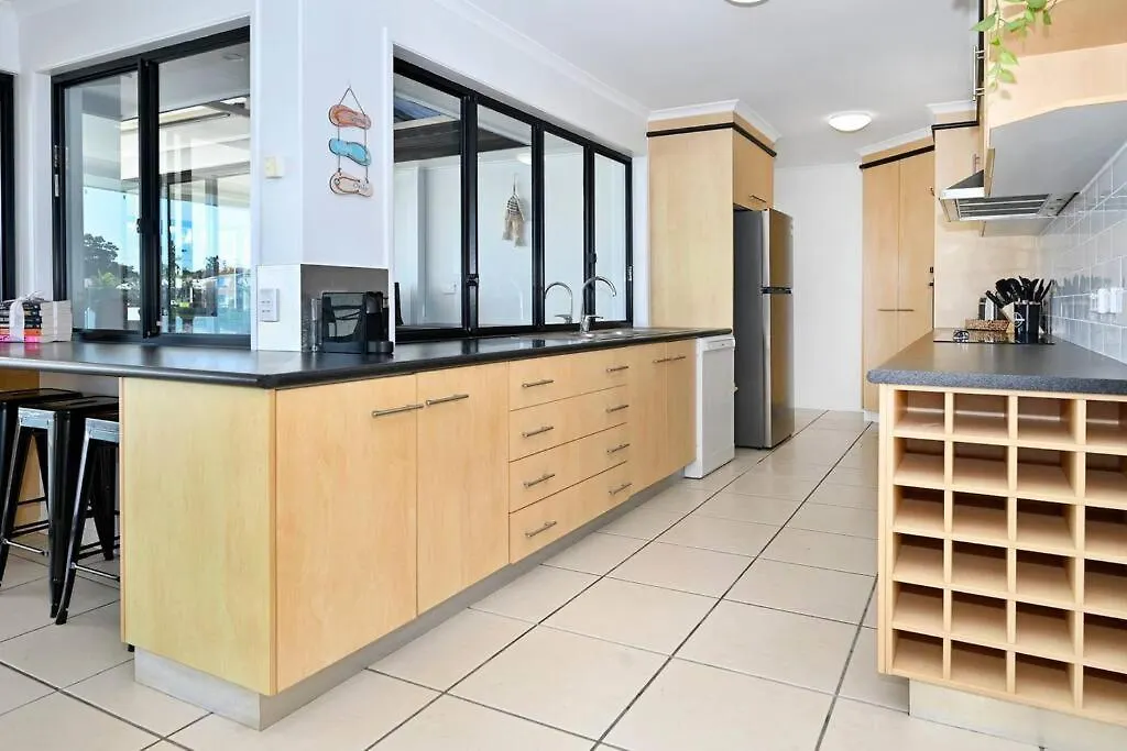 Mooloolaba Waterfront Luxury Βίλα Αυστραλία